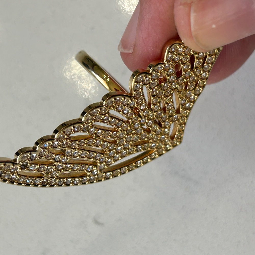 Excellent condition gorgeous Swarovski crystal half butterfly necklace and ring - Picture 7 of 15
